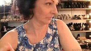 rocco siffredi fucks mature woman